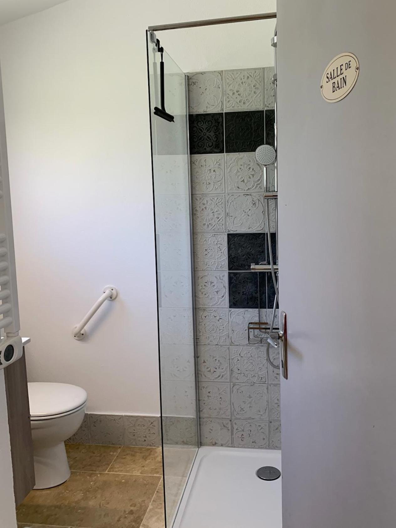 Gite La Loge 142 Route De Carpentras 84210 Venasque Εξωτερικό φωτογραφία